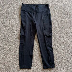 CAbi Black Cargo 7/8 length leggings Medium